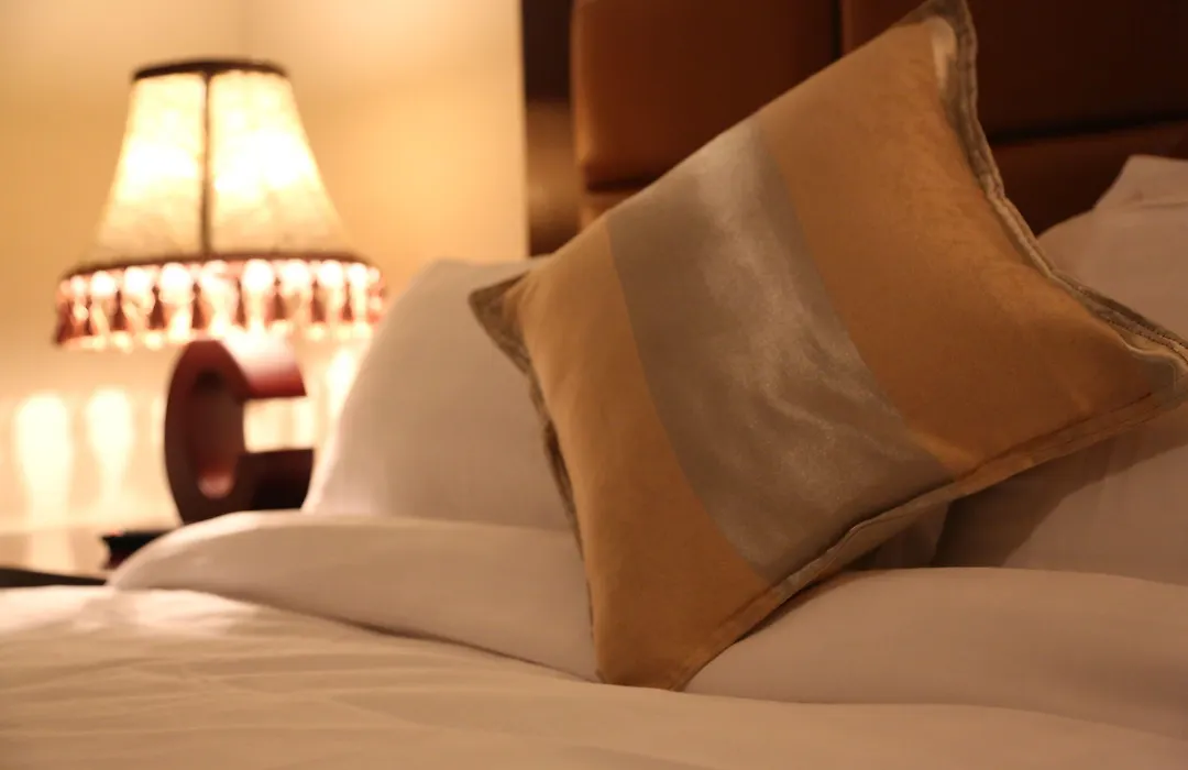 Caravan Hotel-1
